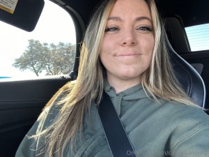 Curvyllama Photo #68