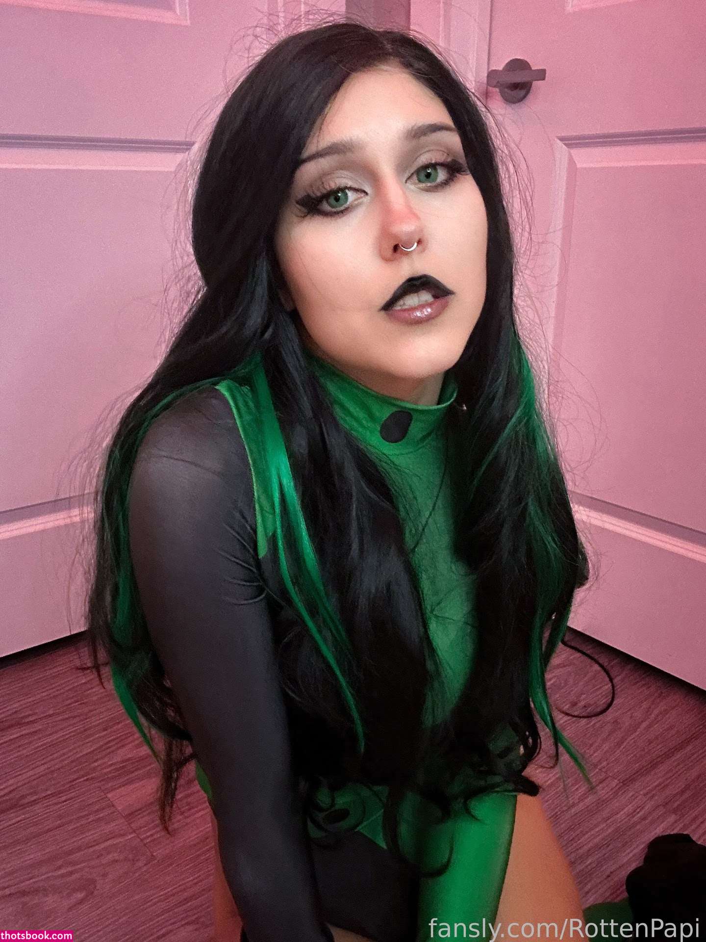 Rottenpapi Photo #29