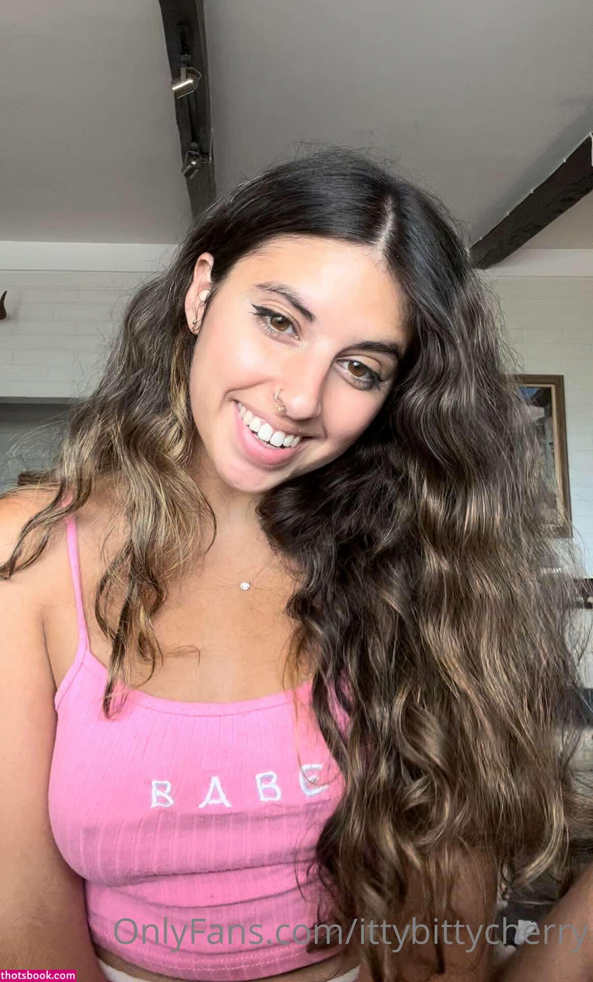 ittybittycherry Photo #10