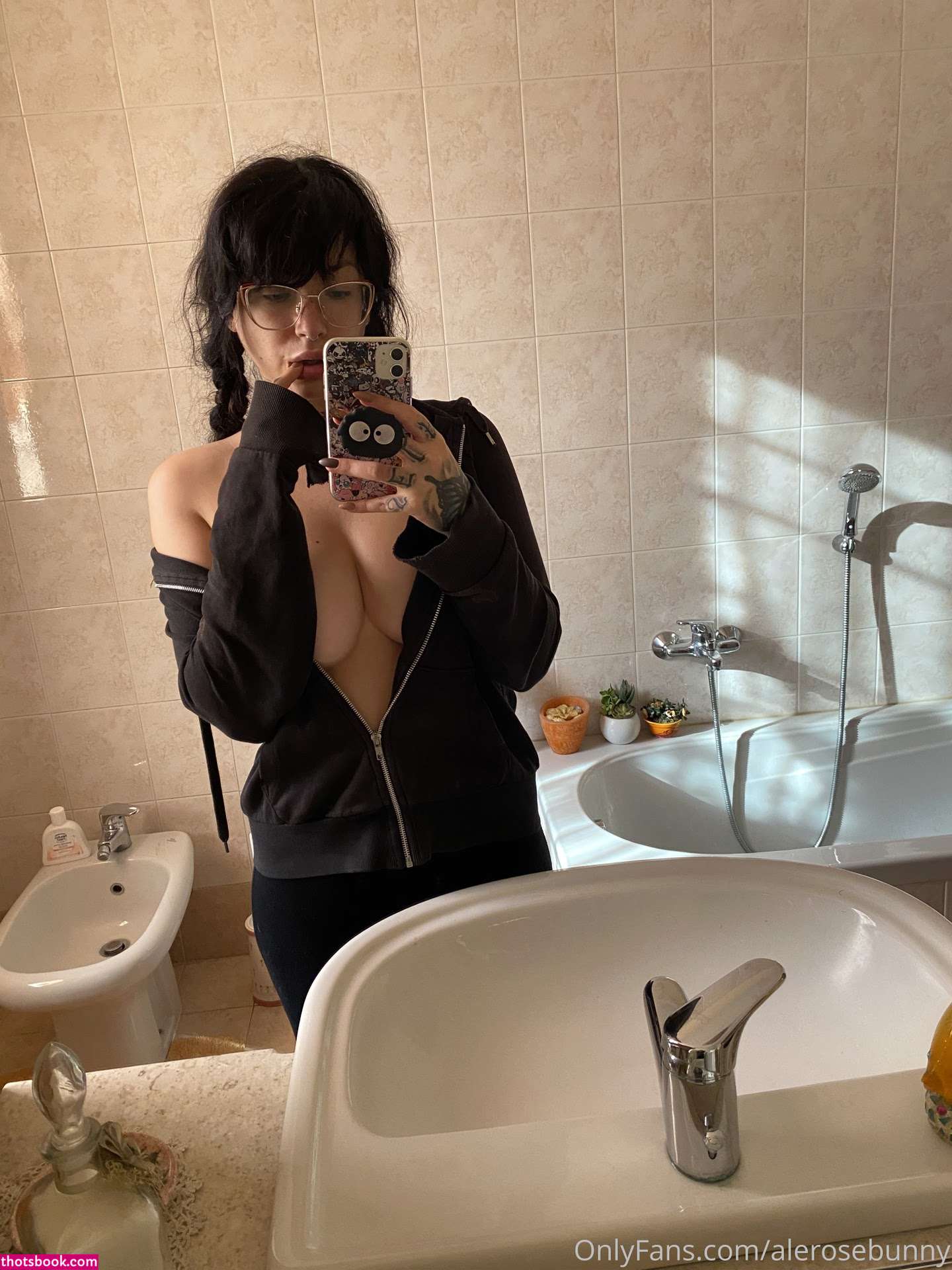 Alerosebunny Photo #101