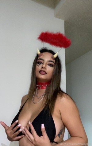 freakydesi Photo #49