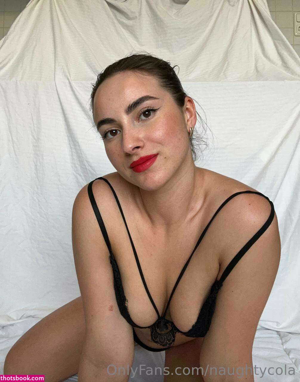 Naughtycola Photo #10