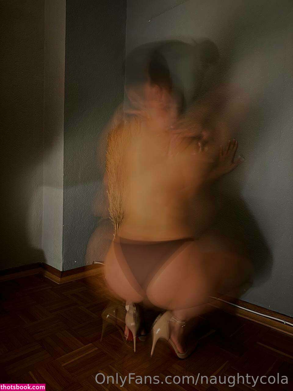 Naughtycola Photo #41