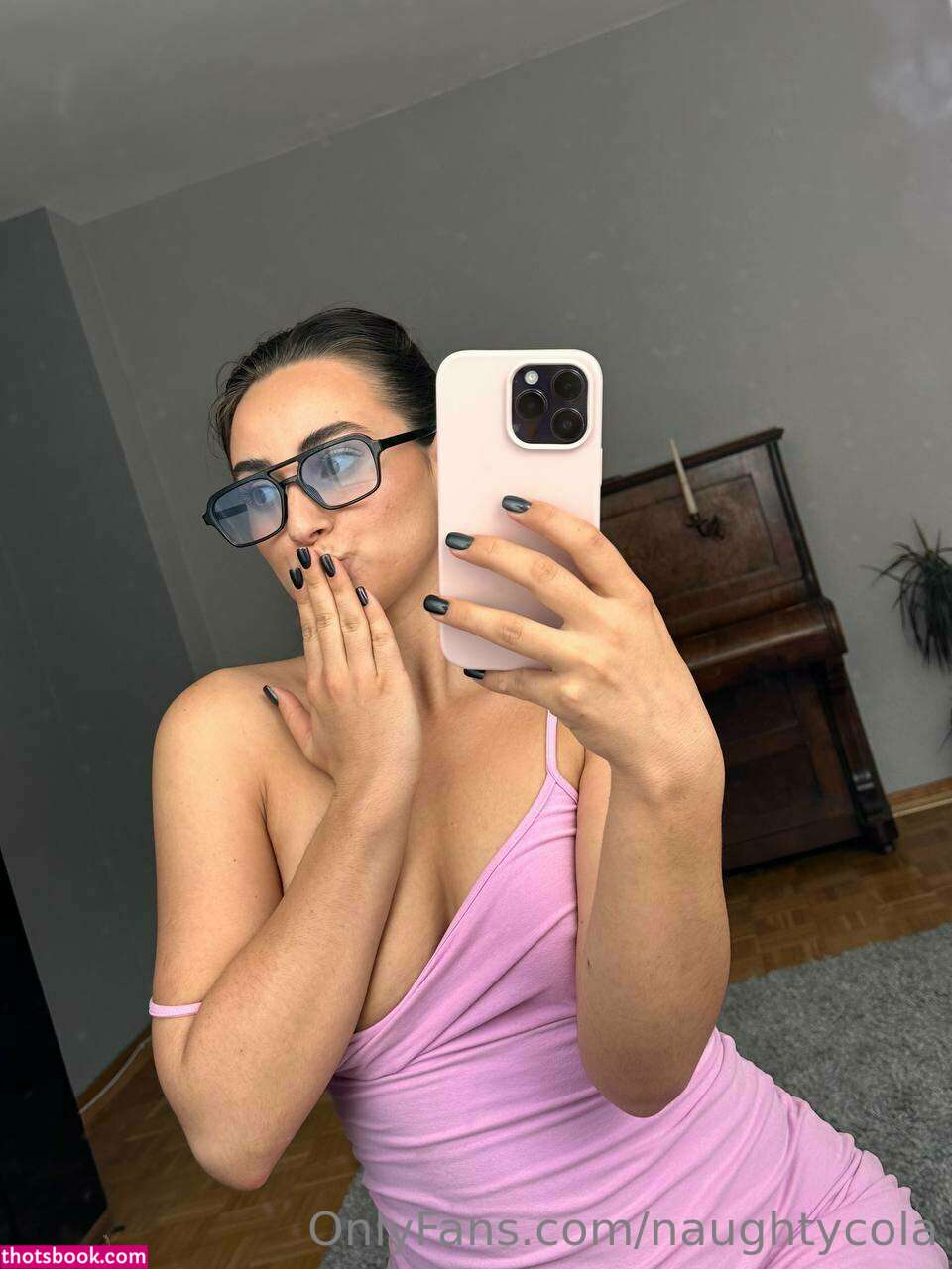 Naughtycola Photo #59