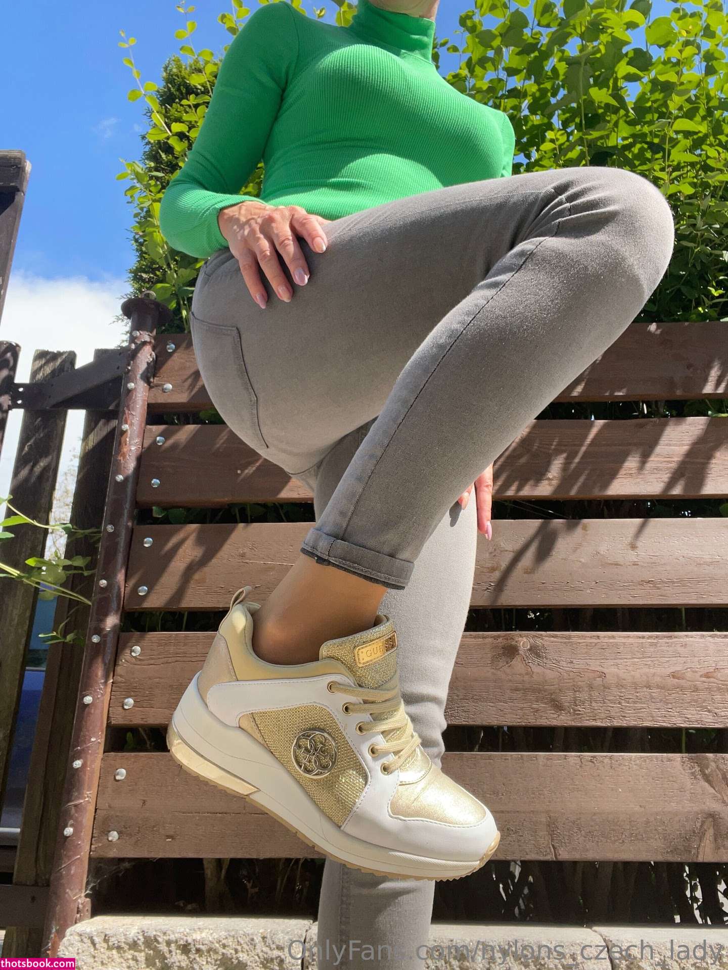 Nylons Czech Lady Photo #4