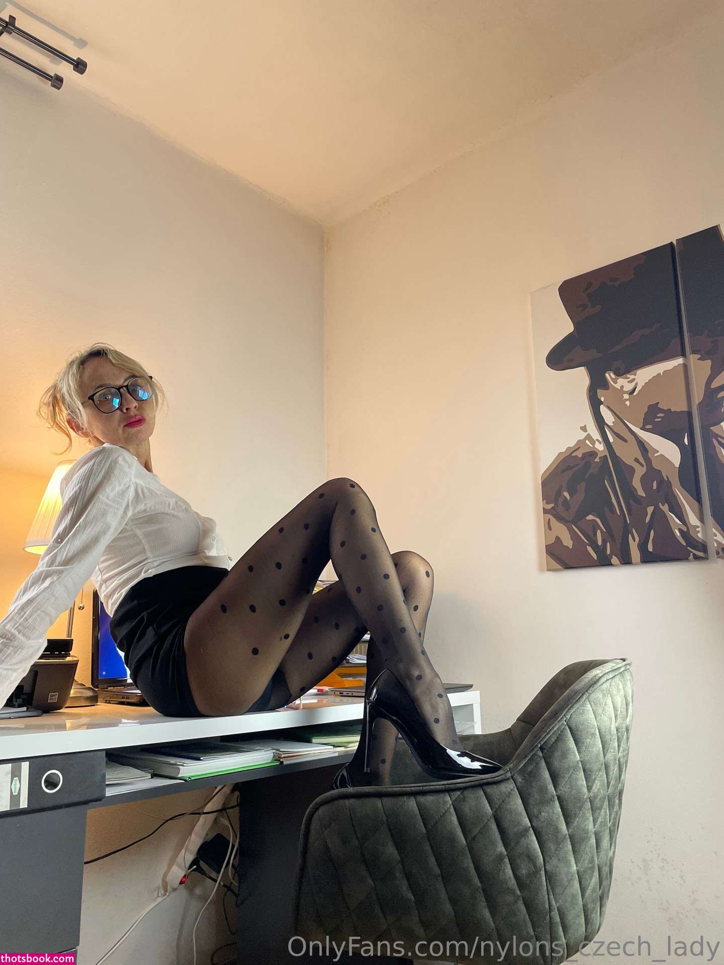 Nylons Czech Lady Photo #25