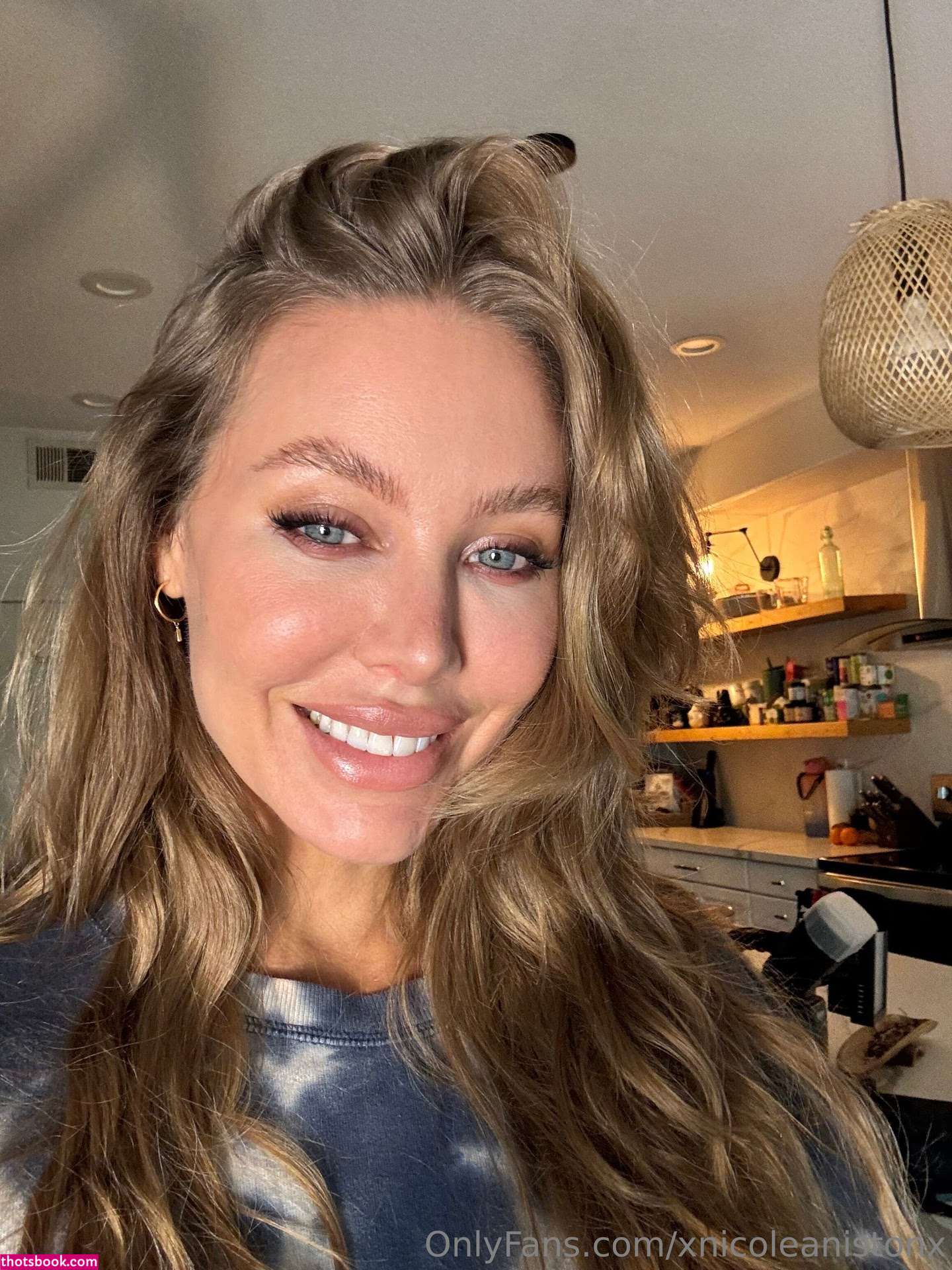 Nicole Aniston Photo #107