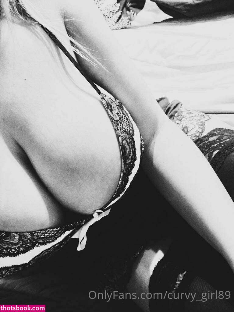 Curvygirl89 Photo #29