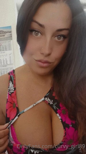 Curvygirl89 Photo #35