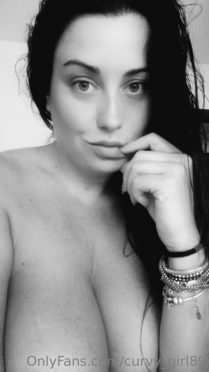 Curvygirl89 Photo #56