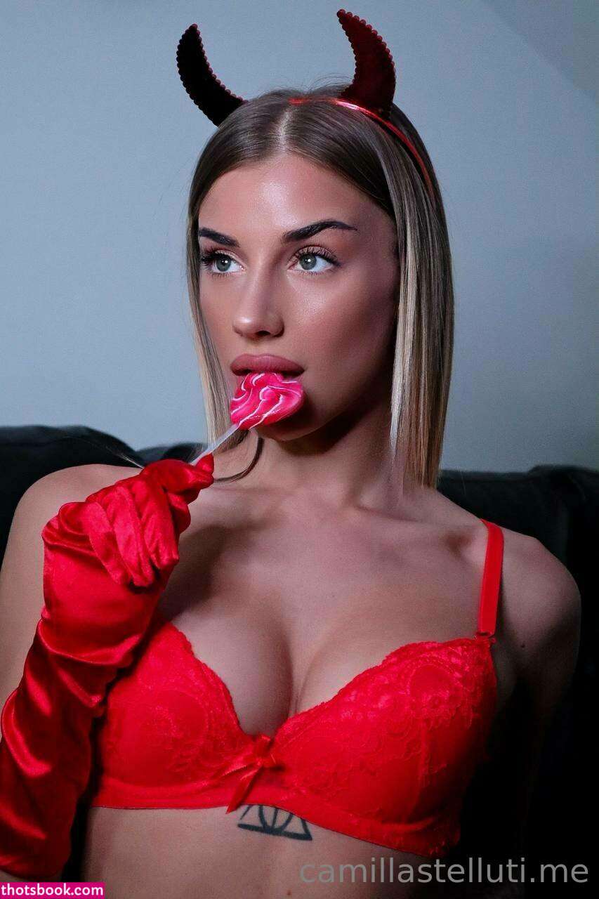 Camilla Stelluti Photo #106