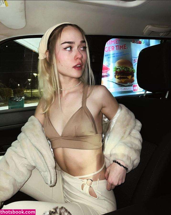 Kenna Bates Photo #12