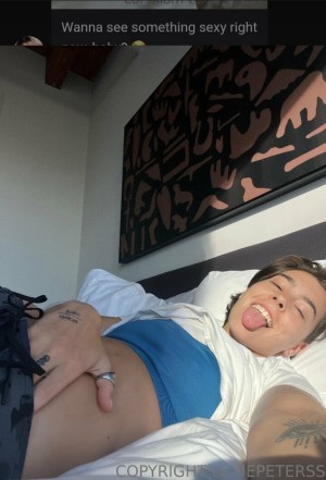 Lexiepeterss Photo #27