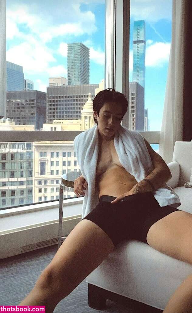 Lexiepeterss Photo #32