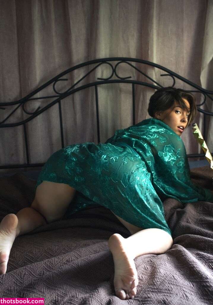 Lexiepeterss Photo #37