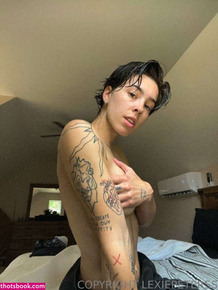 Lexiepeterss Photo #57