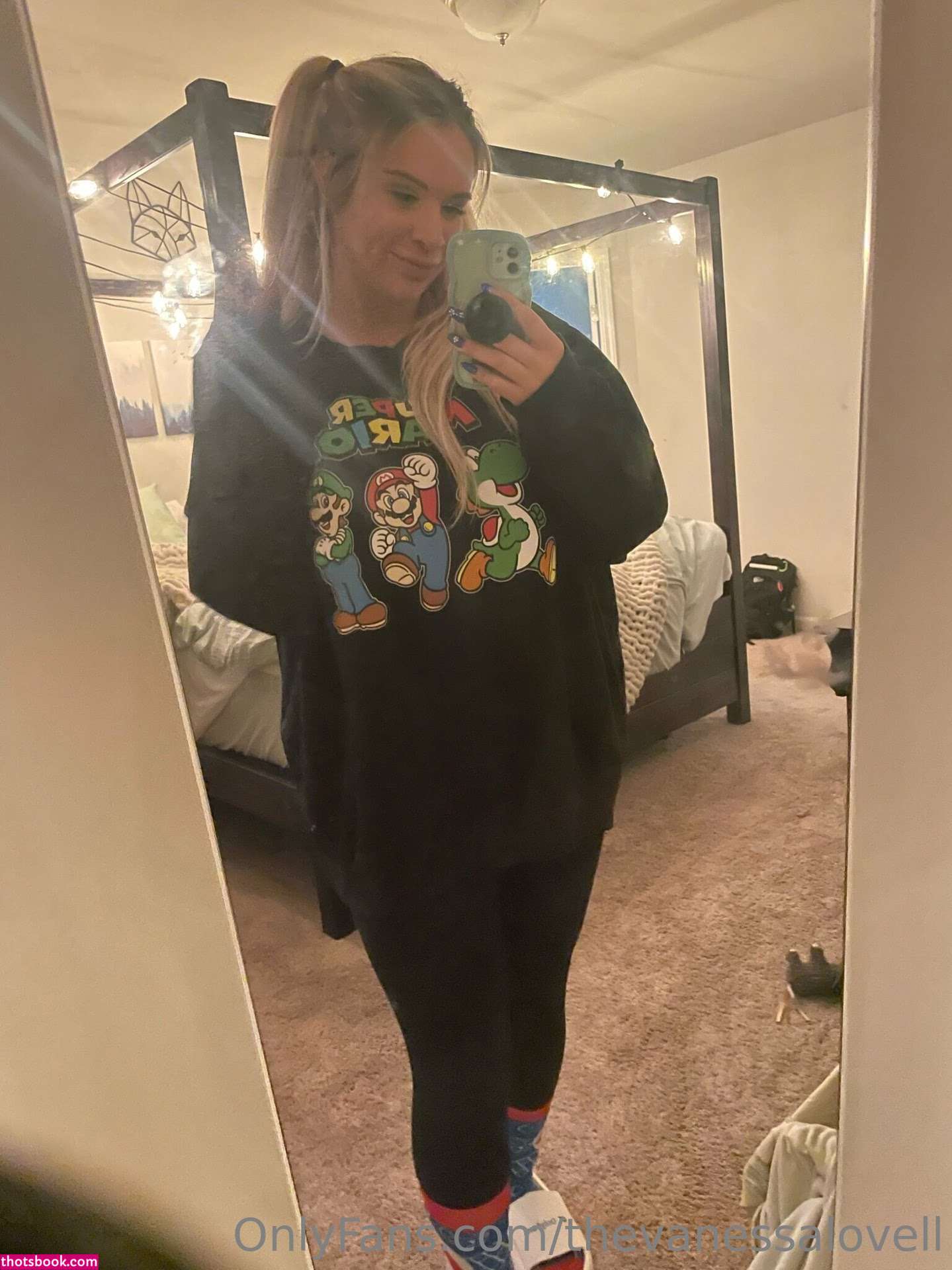 Vanessa Lovell Photo #144