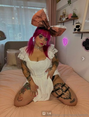 Rosecharnel Photo #27