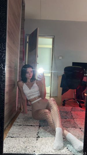 Herminoyou Photo #19