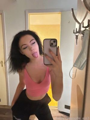 Herminoyou Photo #28