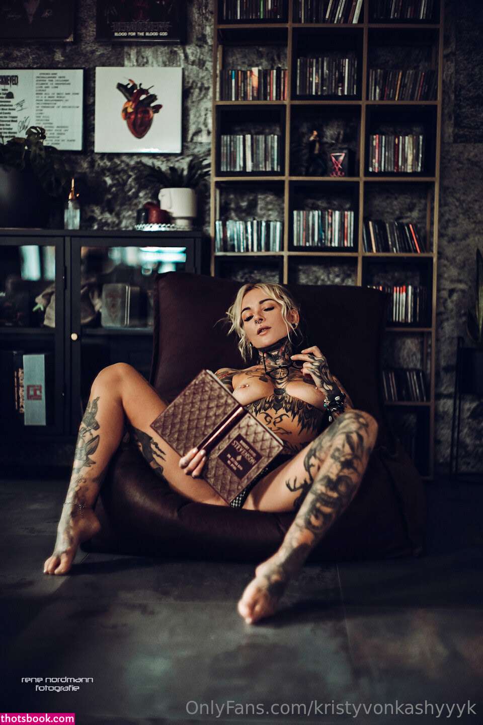 Kristy Von Kashyyyk Photo #38