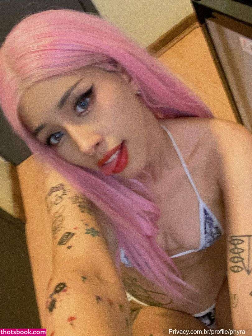 Magic Phyra Photo #26