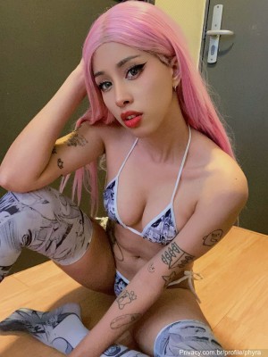 Magic Phyra Photo #29