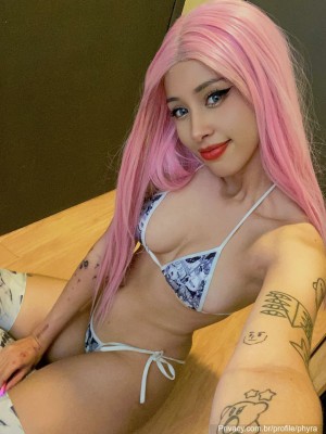 Magic Phyra Photo #38