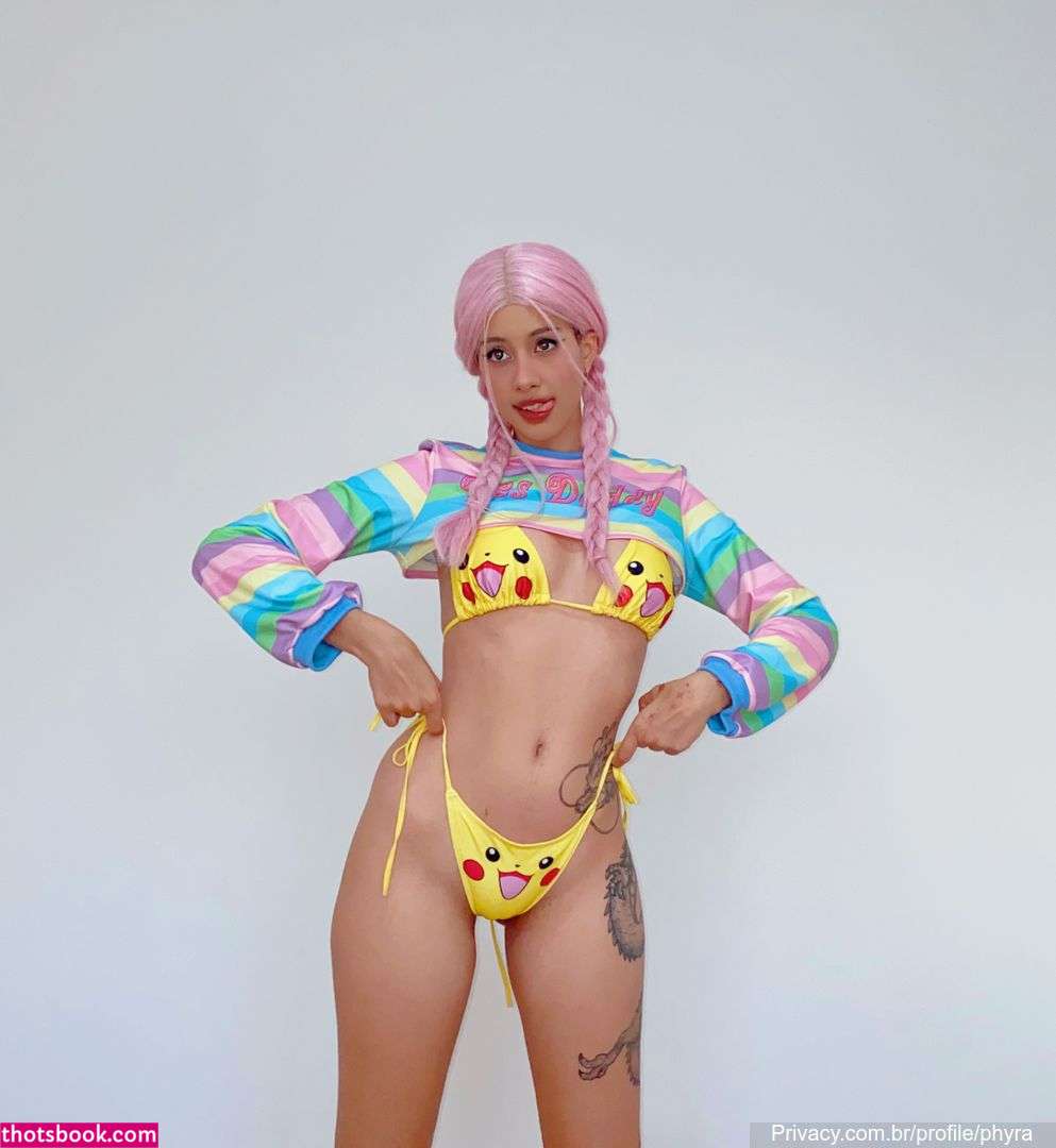 Magic Phyra Photo #50