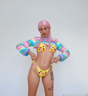 Magic Phyra Photo #50