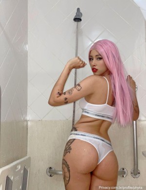 Magic Phyra Photo #65