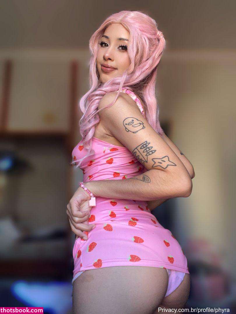 Magic Phyra Photo #100