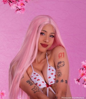 Magic Phyra Photo #103