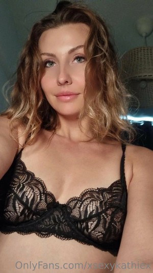 Kathie Sanders Photo #27