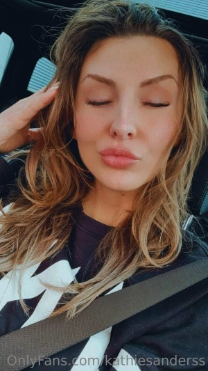 Kathie Sanders Photo #38