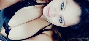 Sapna Sappu Photo #17