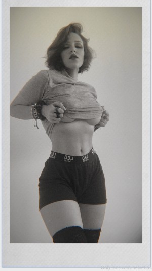 Oriana Valentine Photo #116