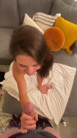 Positivesmash420 Photo #24