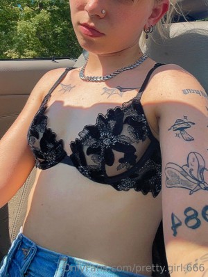 prettygirl666 Photo #6