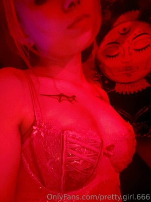 prettygirl666 Photo #43