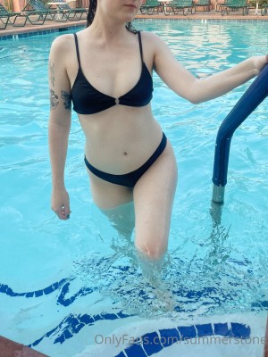 Summer Stone Photo #26