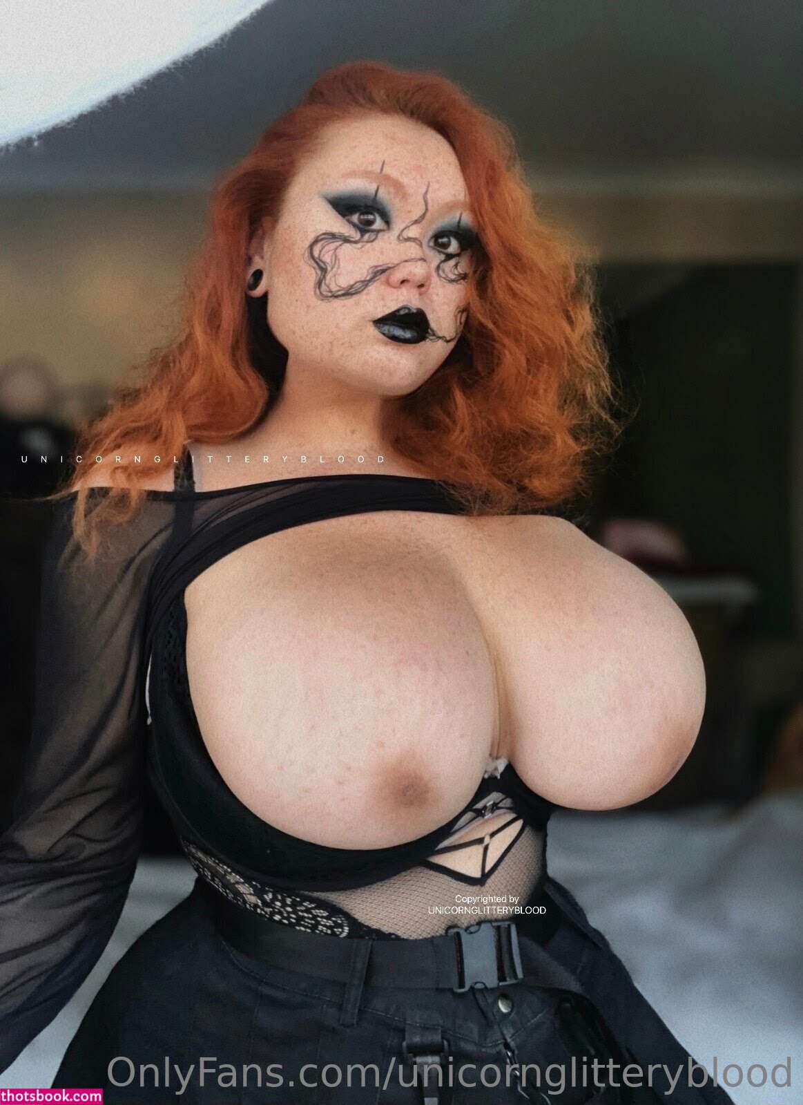 Unicornglitteryblood Photo #35