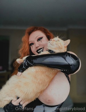 Unicornglitteryblood Post #12