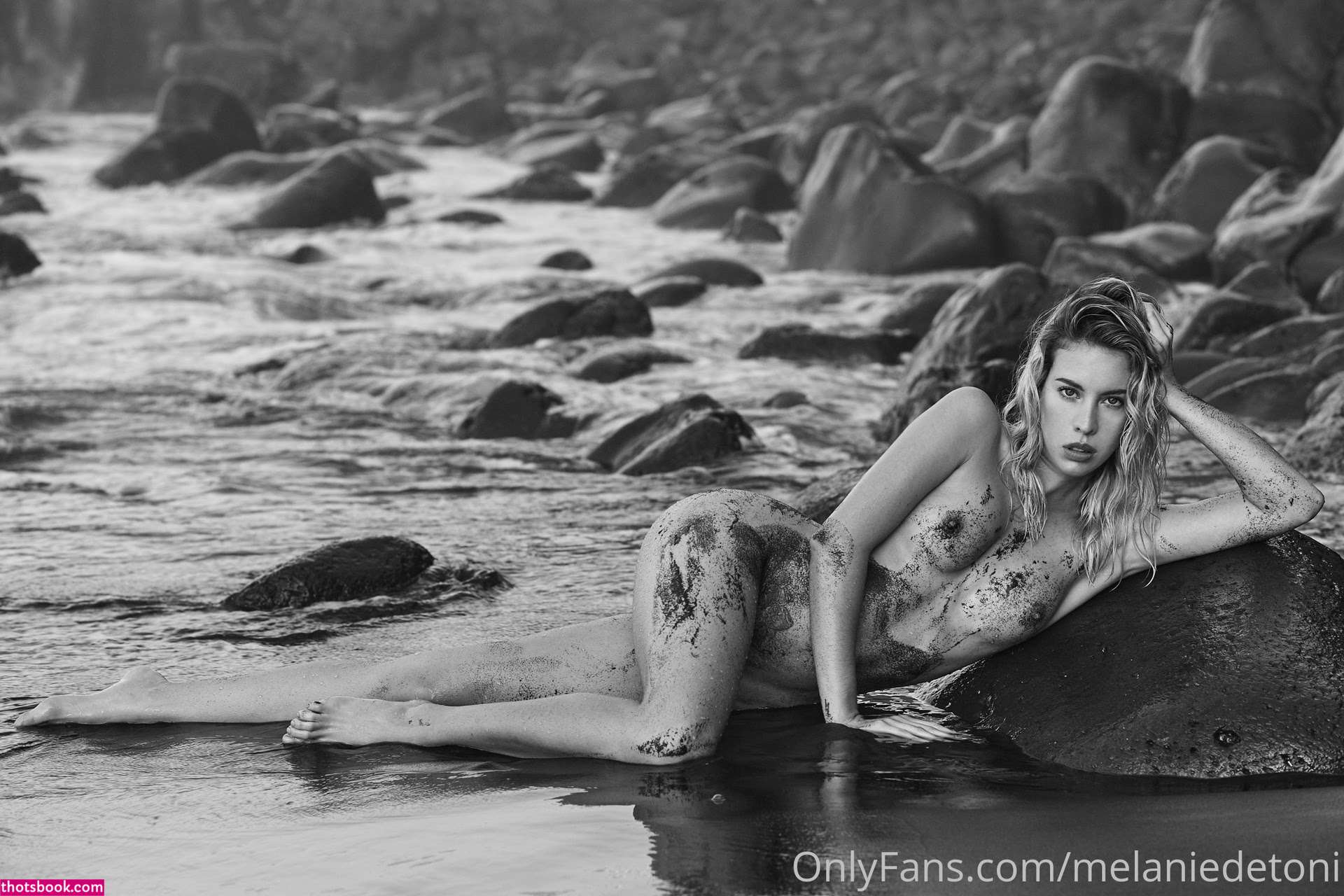 Melanie De Toni Photo #75