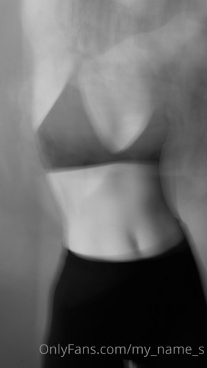 petitesofi Photo #91