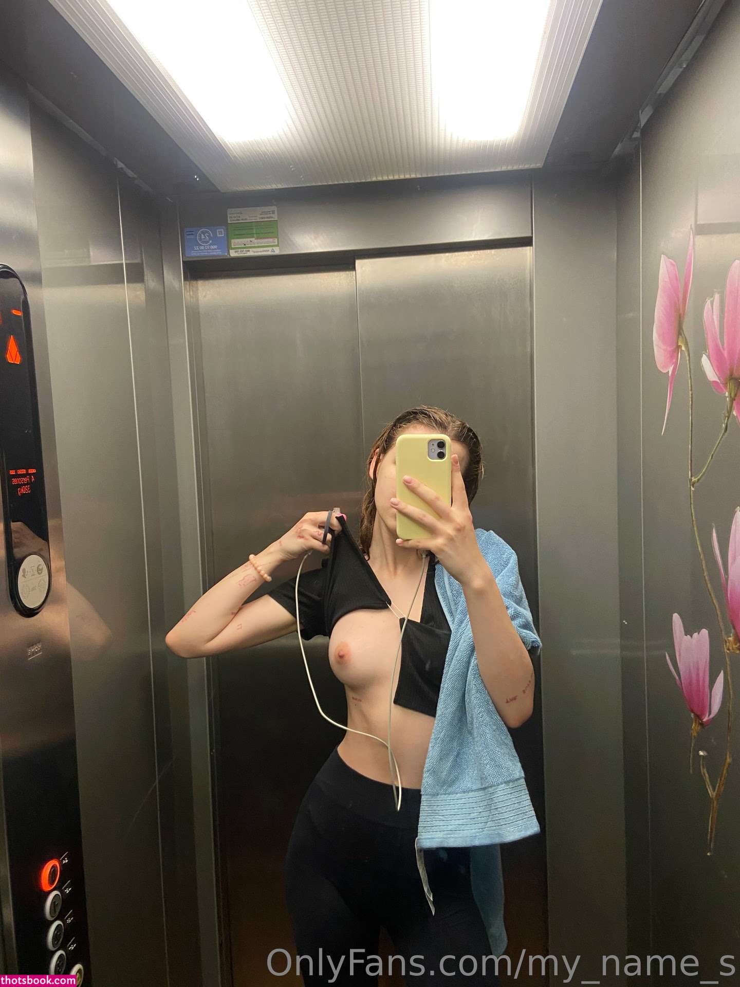 petitesofi Photo #143