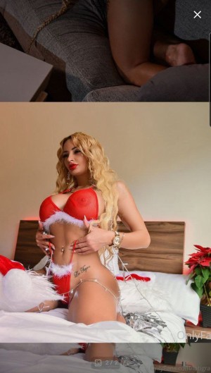 Adriana Araujo Photo #13