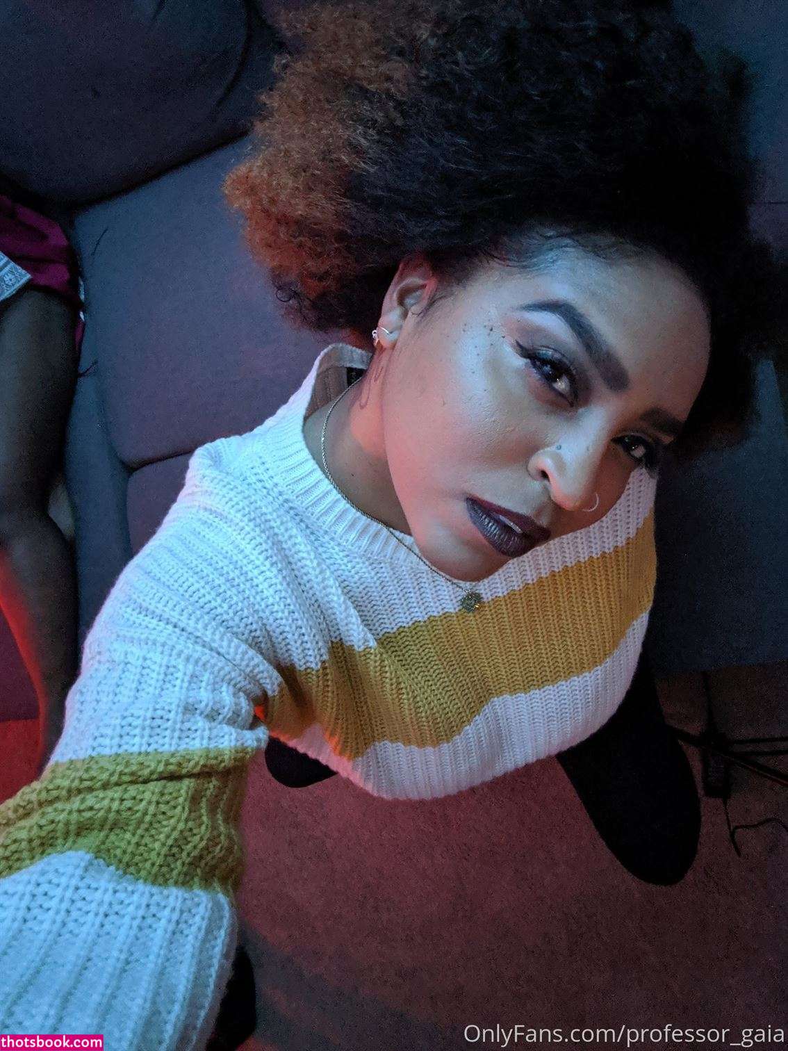 Professor Gaia Photo #17