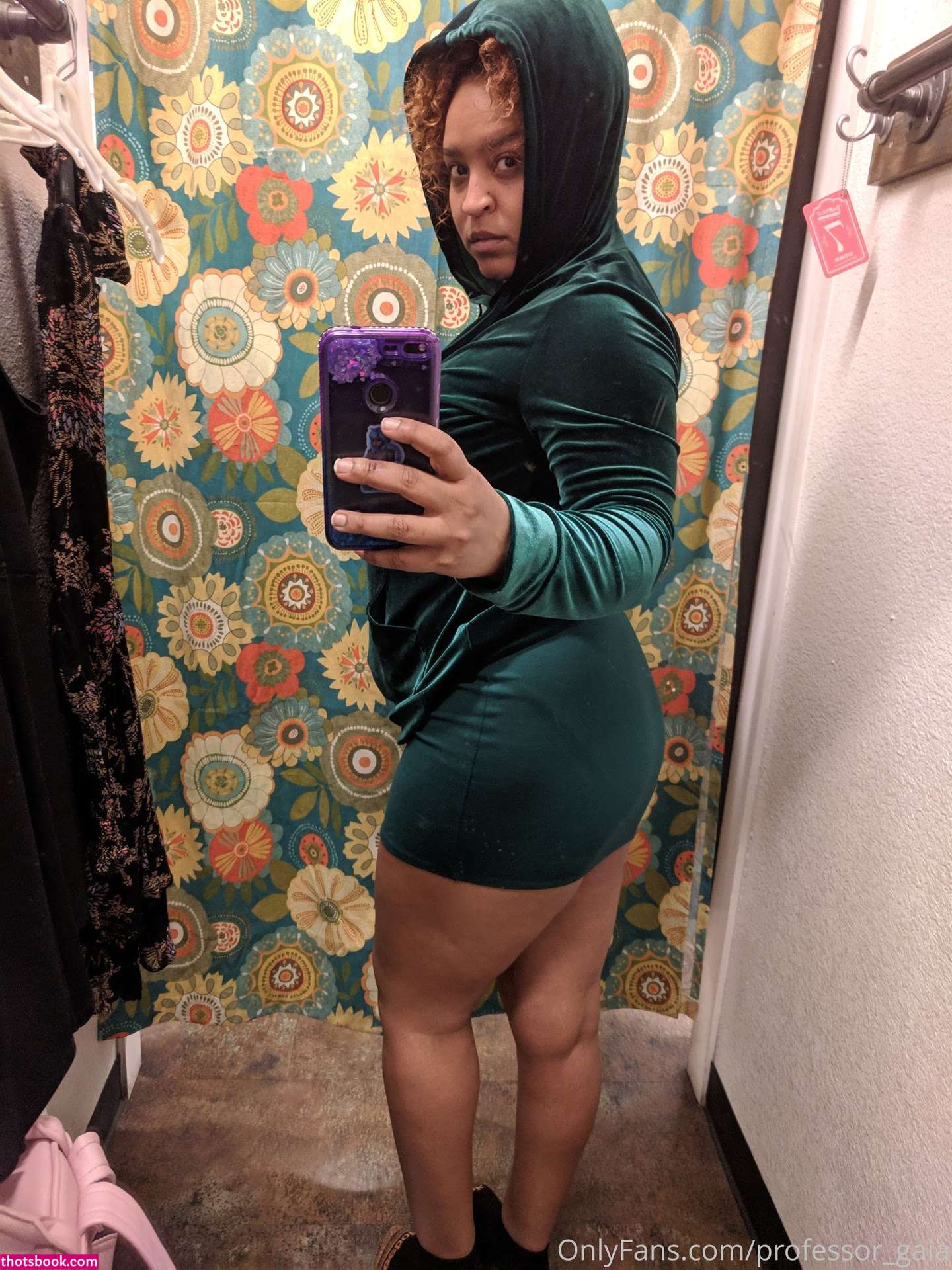 Professor Gaia Photo #21