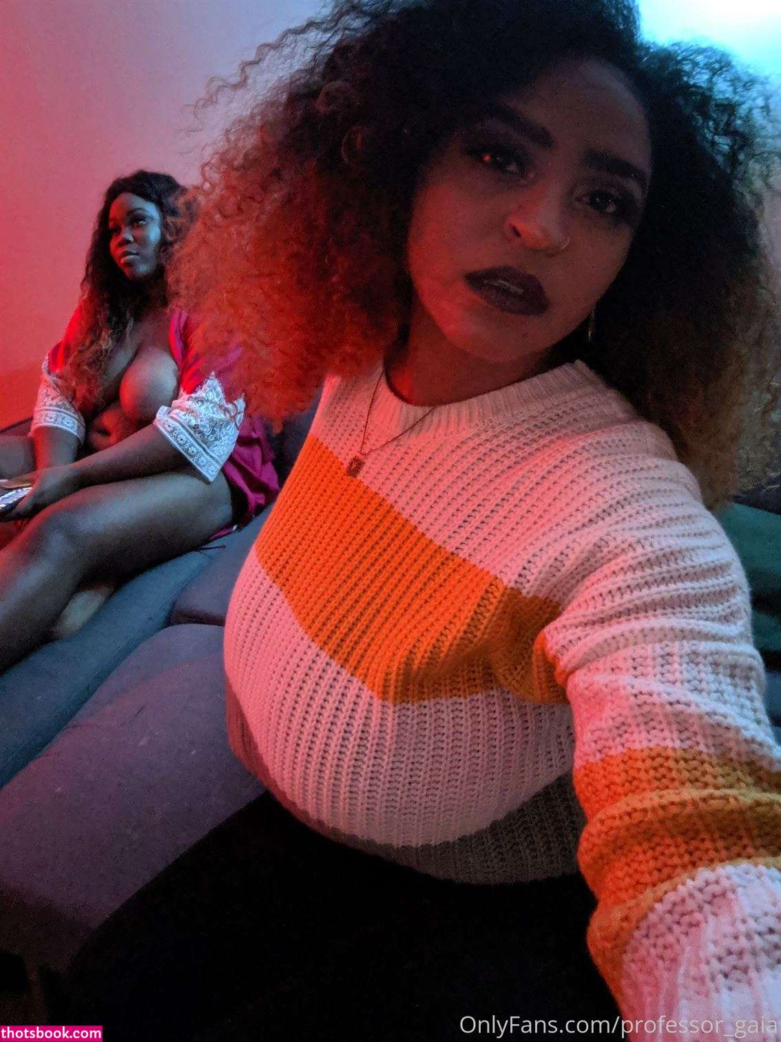 Professor Gaia Photo #36